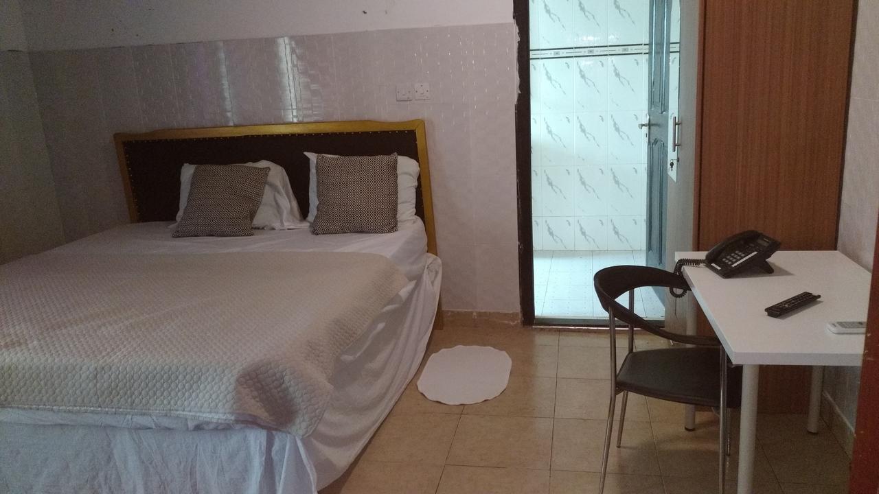 Nordik Palace Bed & Breakfast Тема Екстериор снимка
