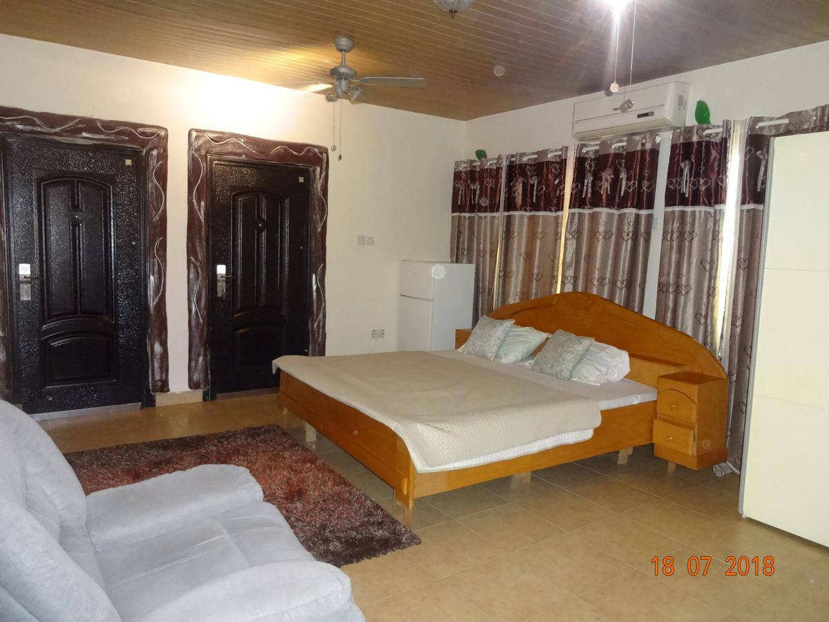 Nordik Palace Bed & Breakfast Тема Екстериор снимка